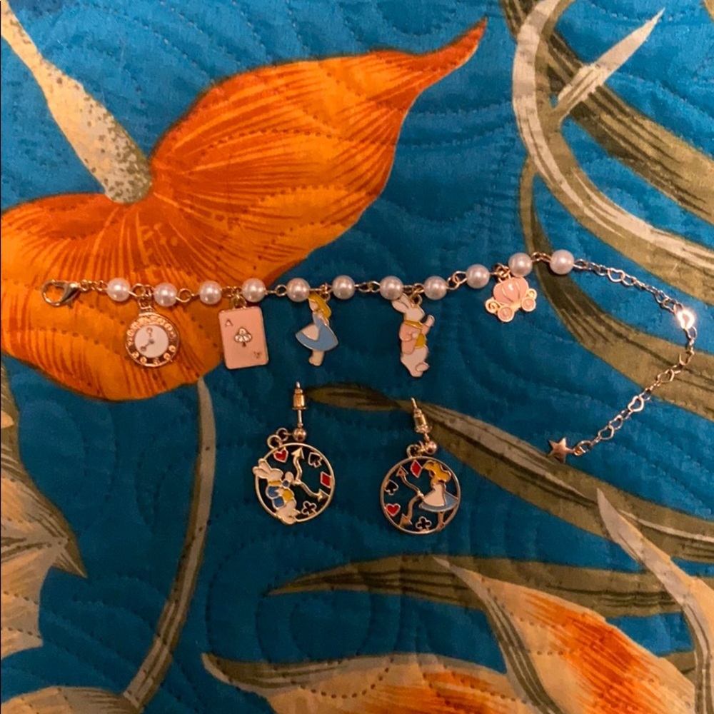 Alice bracelet and earrings